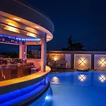 Angelo Del'arte Estate Otel Kanálion