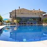 Angelo Del'arte Estate Kanálion