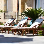 Angelo Del'arte Estate 酒店 4*