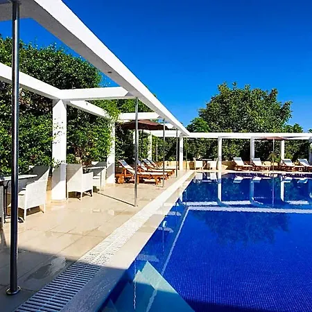 Angelo Del'arte Estate 4* Kanali (Corfu)