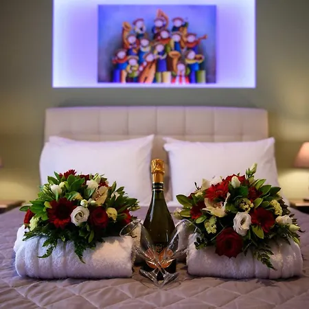 Angelo Del'arte Estate Hotell Kanálion