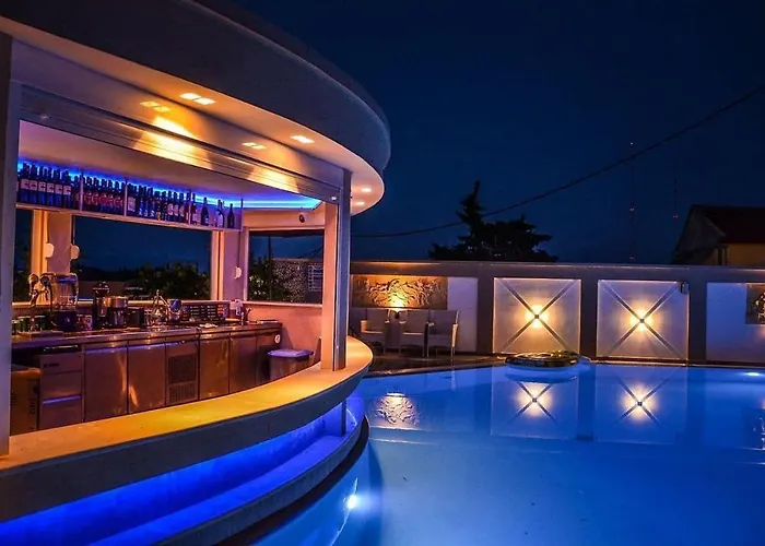 Angelo Del'arte Estate Hotel Kanálion