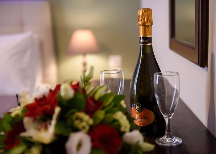 Angelo Del'arte Estate Hotel 4*