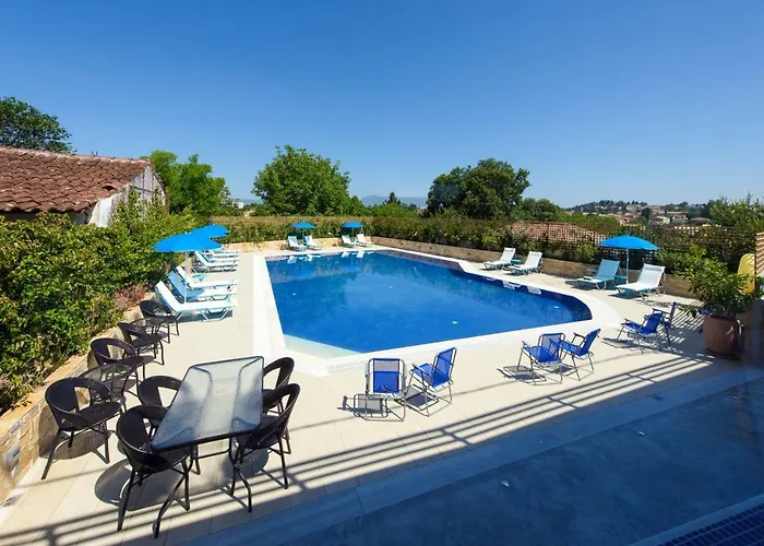 Angelo Del'arte Estate Hotel