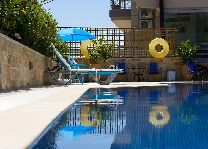 Angelo Del'arte Estate Hotel 4*