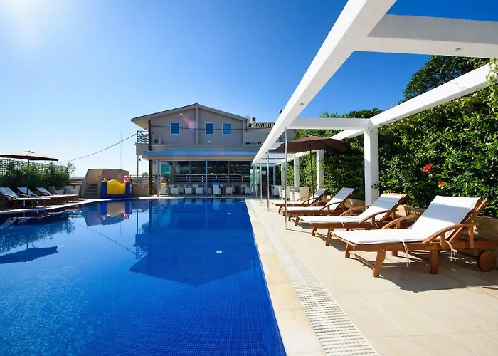 Hotel Angelo Del'arte Estate