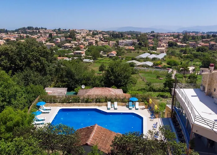Angelo Del'arte Estate Hotel Kanálion