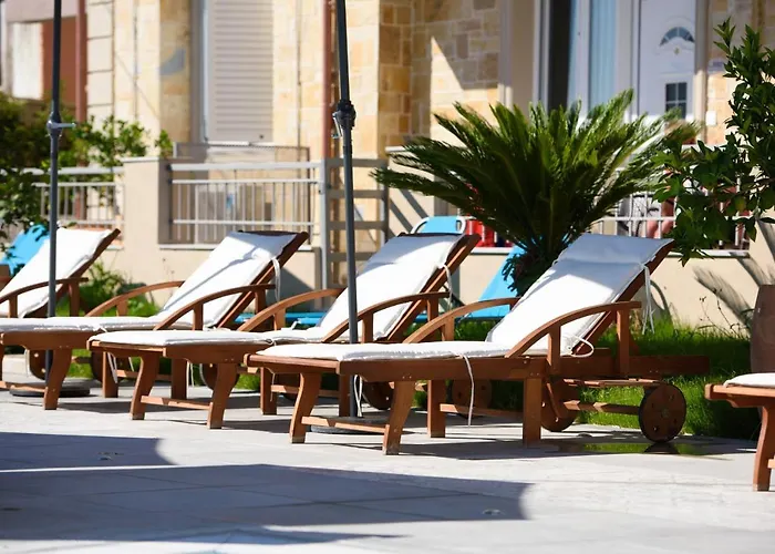 Angelo Del'arte Estate Hotel 4*